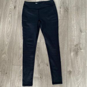 FREE　Uniqlo Soft Silky Leggings Black Size…